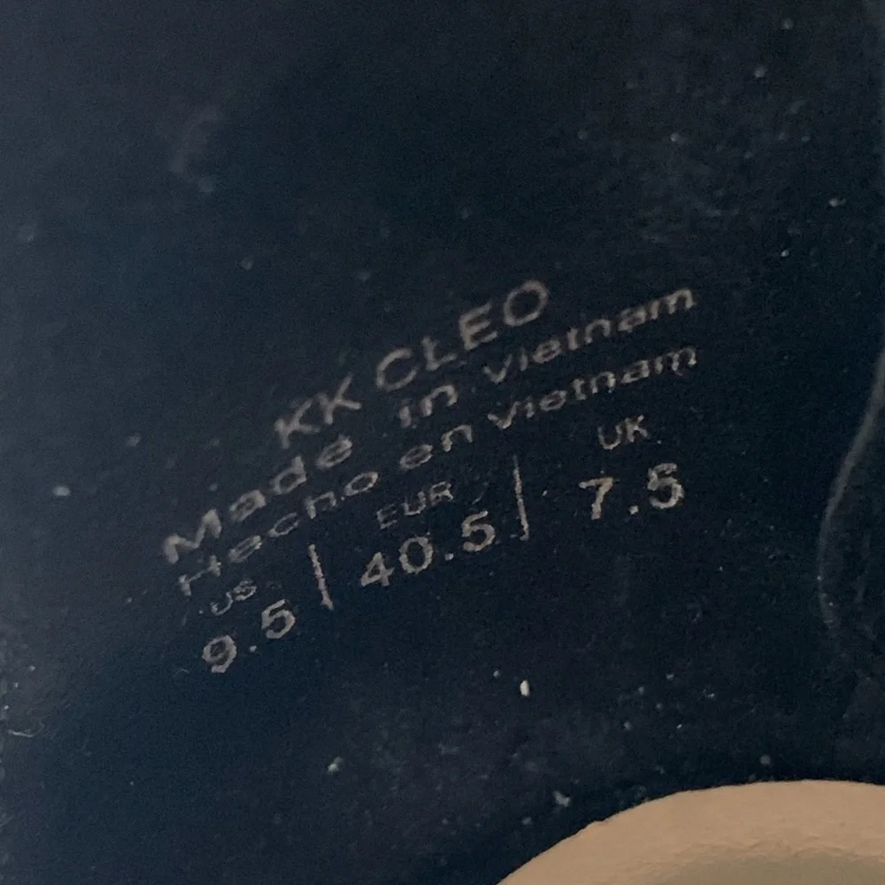 Kelly and Katie Black Size 9.5 Women's Heels Sandals Shoes - Picture 11 of 13